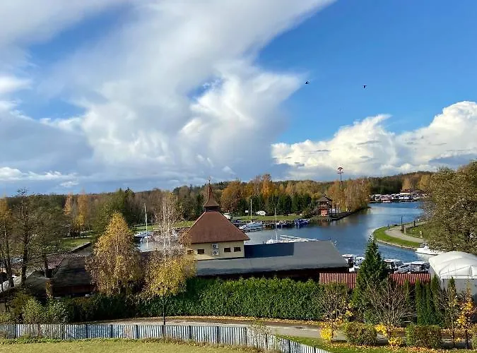 Przy Porcie 54m2 Oraz 31m2 Z Tarasem